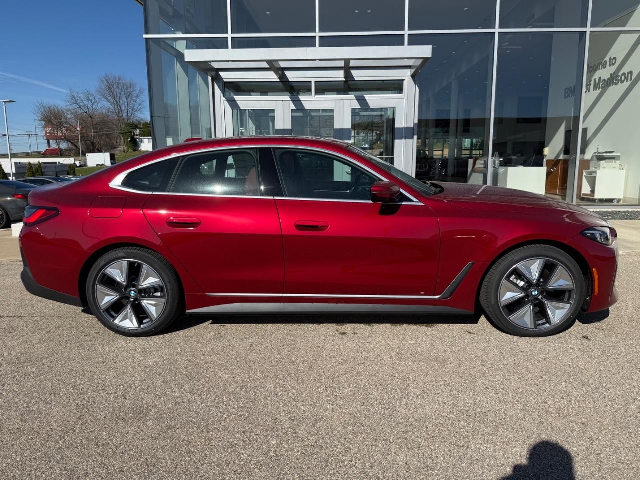 BMW i4 Vehicle Image 02