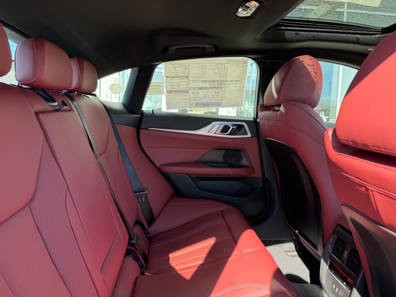 BMW i4 Vehicle Image 05