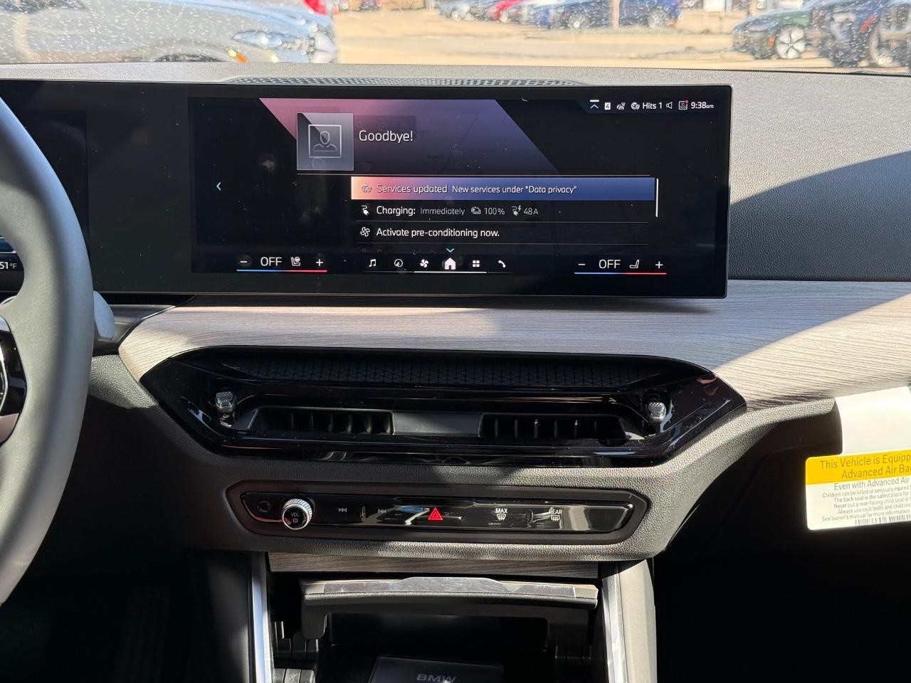 BMW i4 Vehicle Image 07