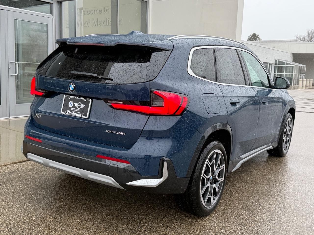 BMW X1 Vehicle Image 03