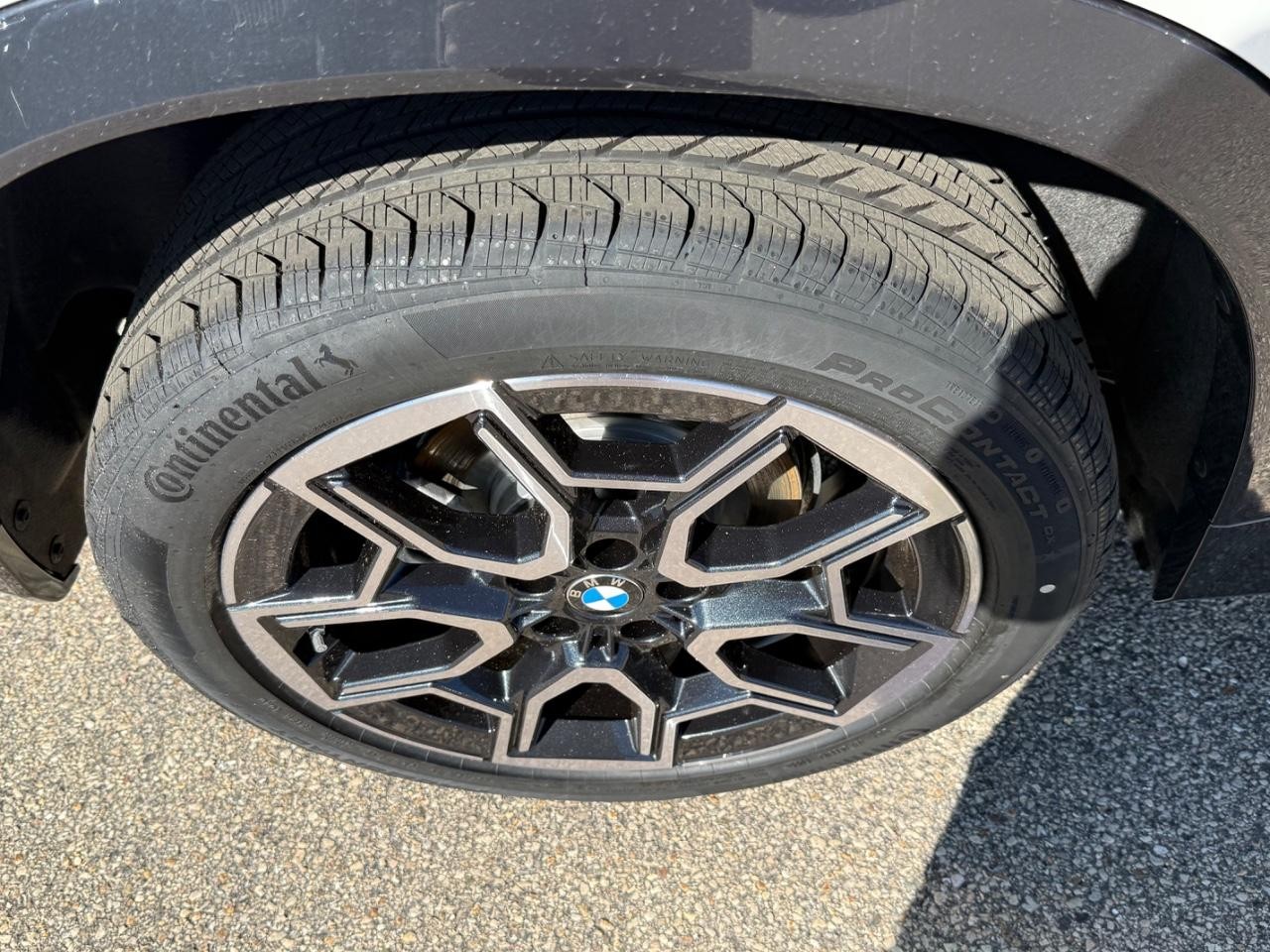 BMW X1 Vehicle Image 04