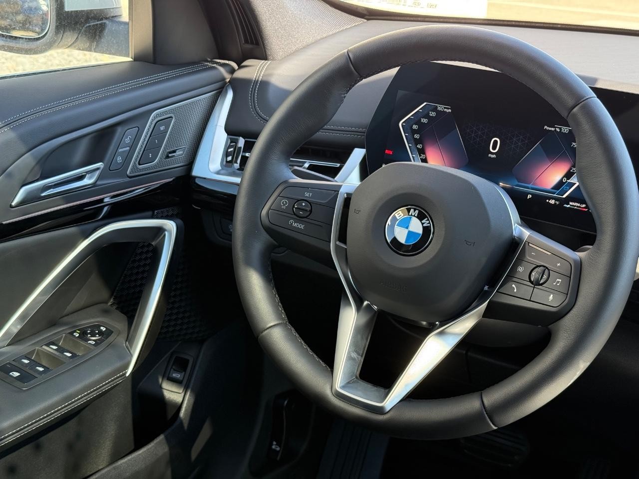BMW X1 Vehicle Image 09