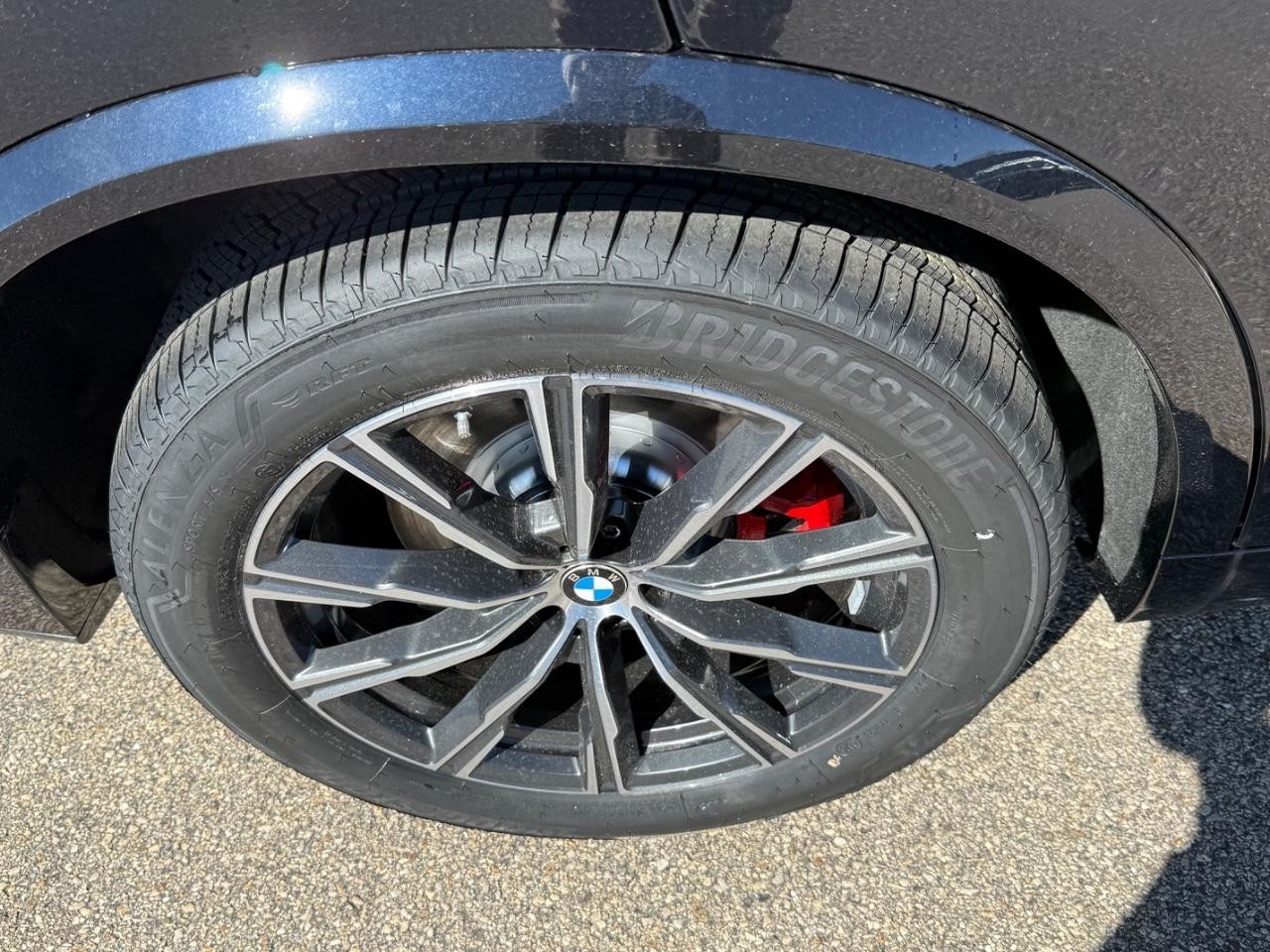 BMW X5 Vehicle Image 04