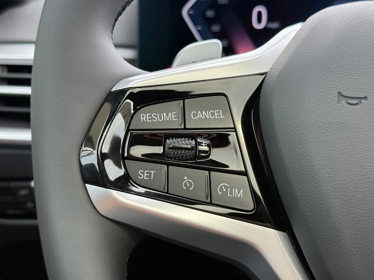 BMW 4 Series Vehicle Image 16