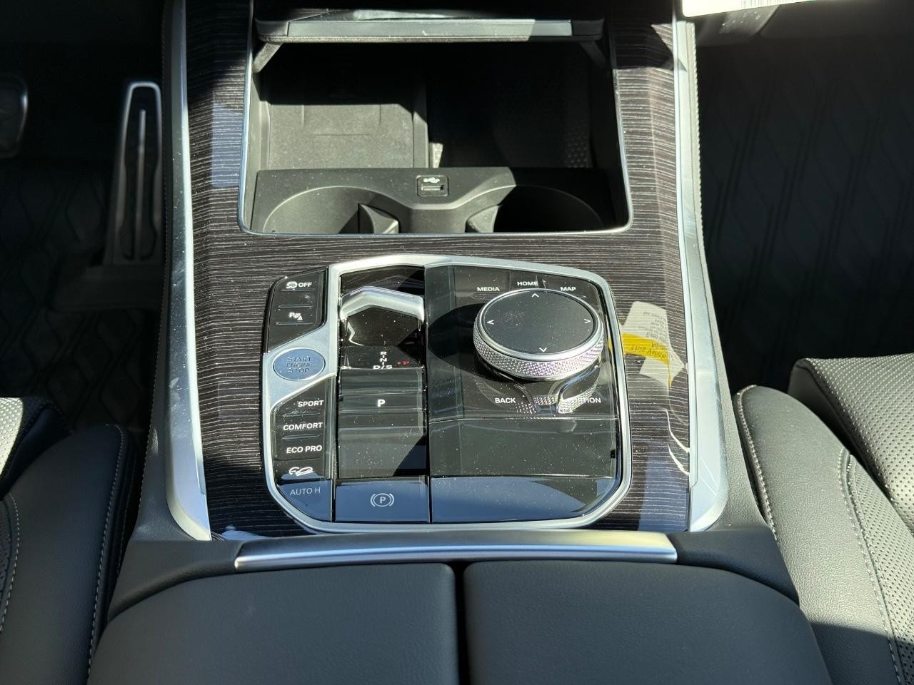 BMW X5 Vehicle Image 08