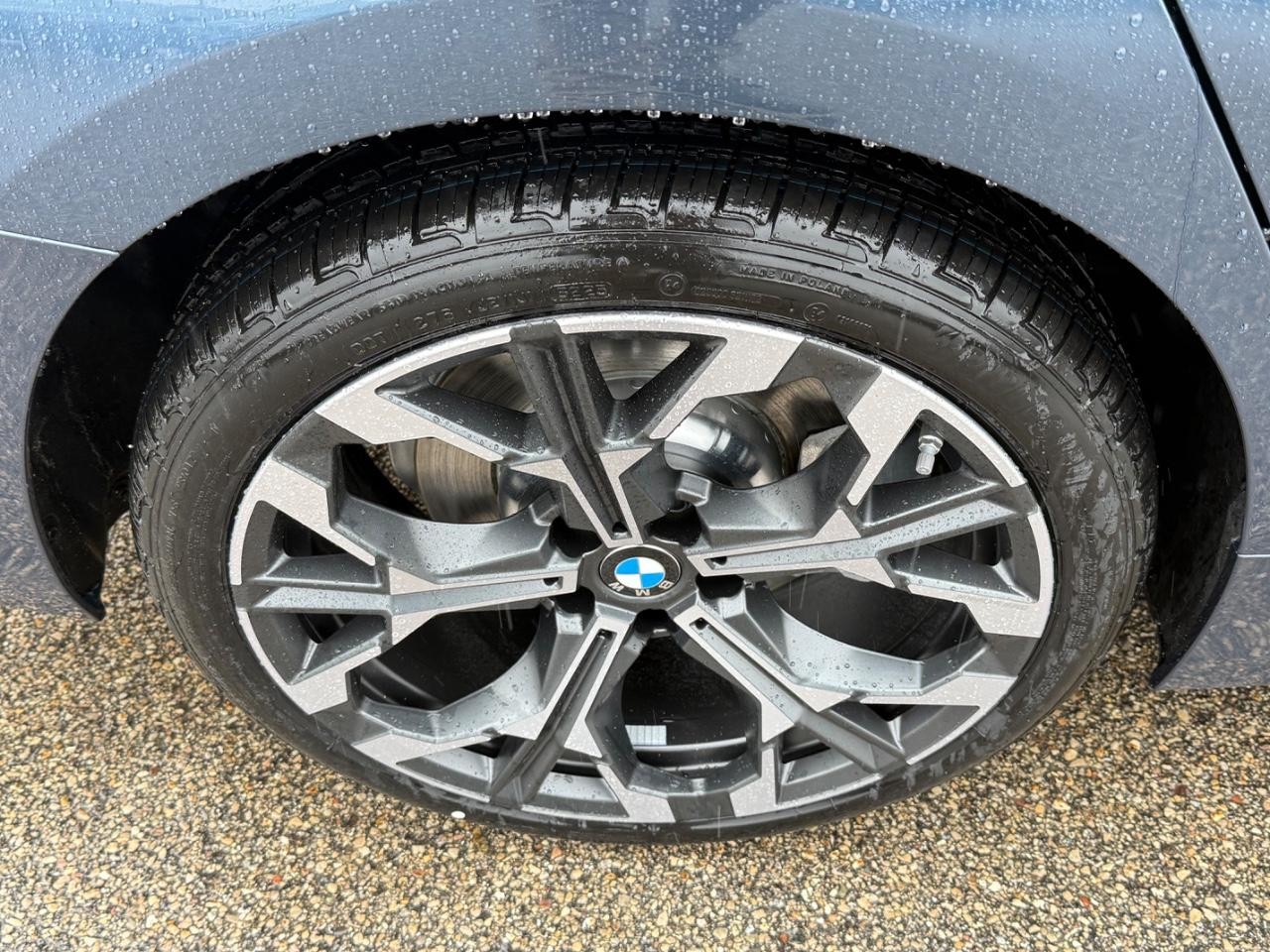 BMW 3 Series Vehicle Image 04