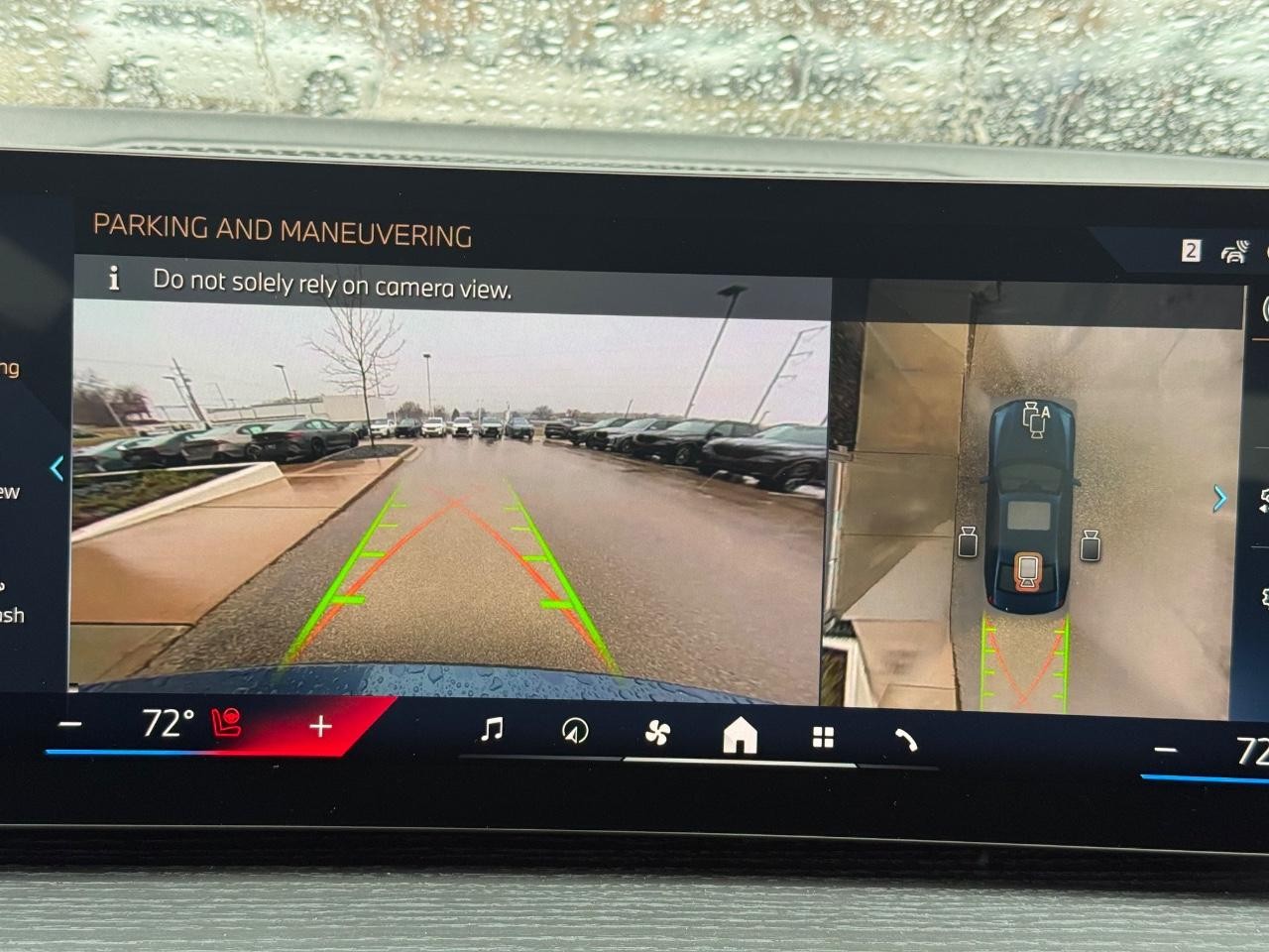 BMW 3 Series Vehicle Image 13