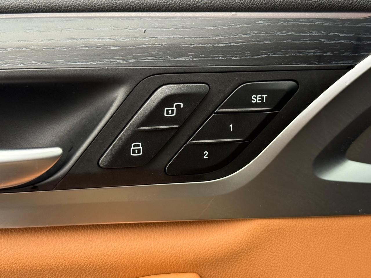 BMW X3 Vehicle Image 16