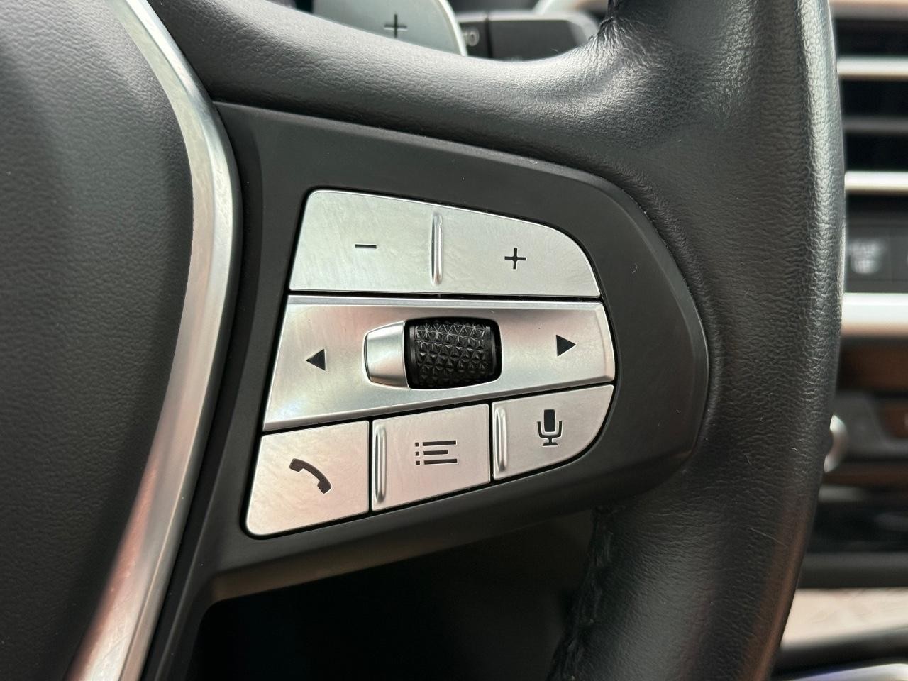 BMW X3 Vehicle Image 18