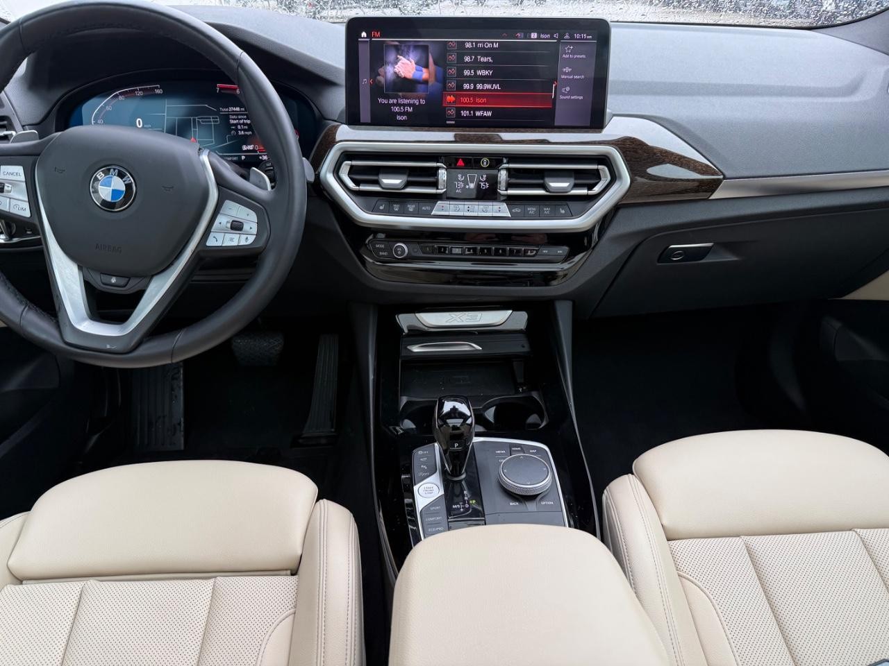 BMW X3 Vehicle Image 10