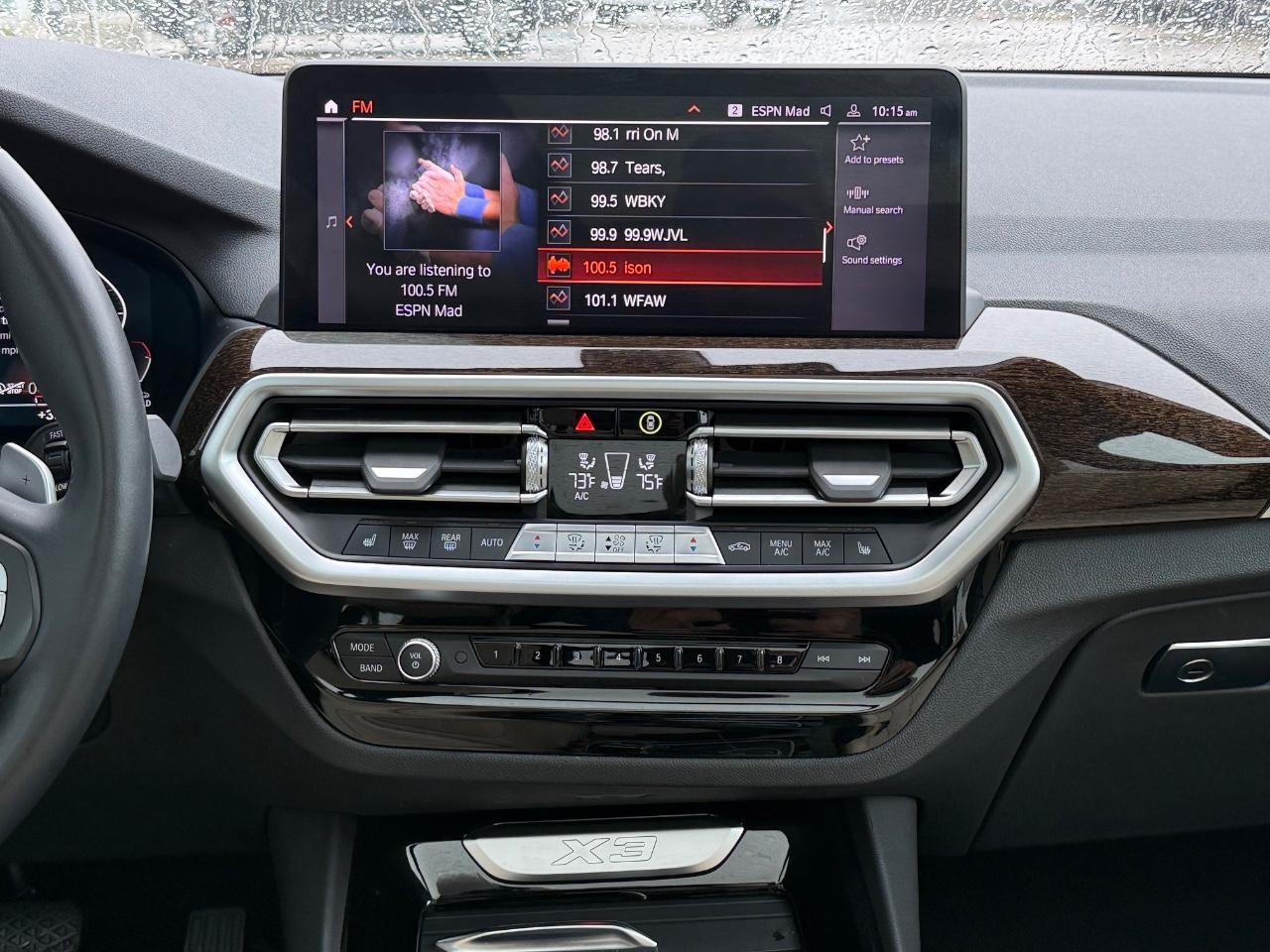 BMW X3 Vehicle Image 11