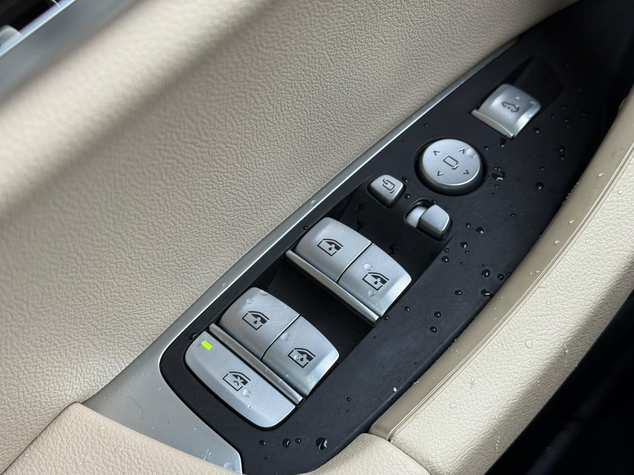 BMW X3 Vehicle Image 21