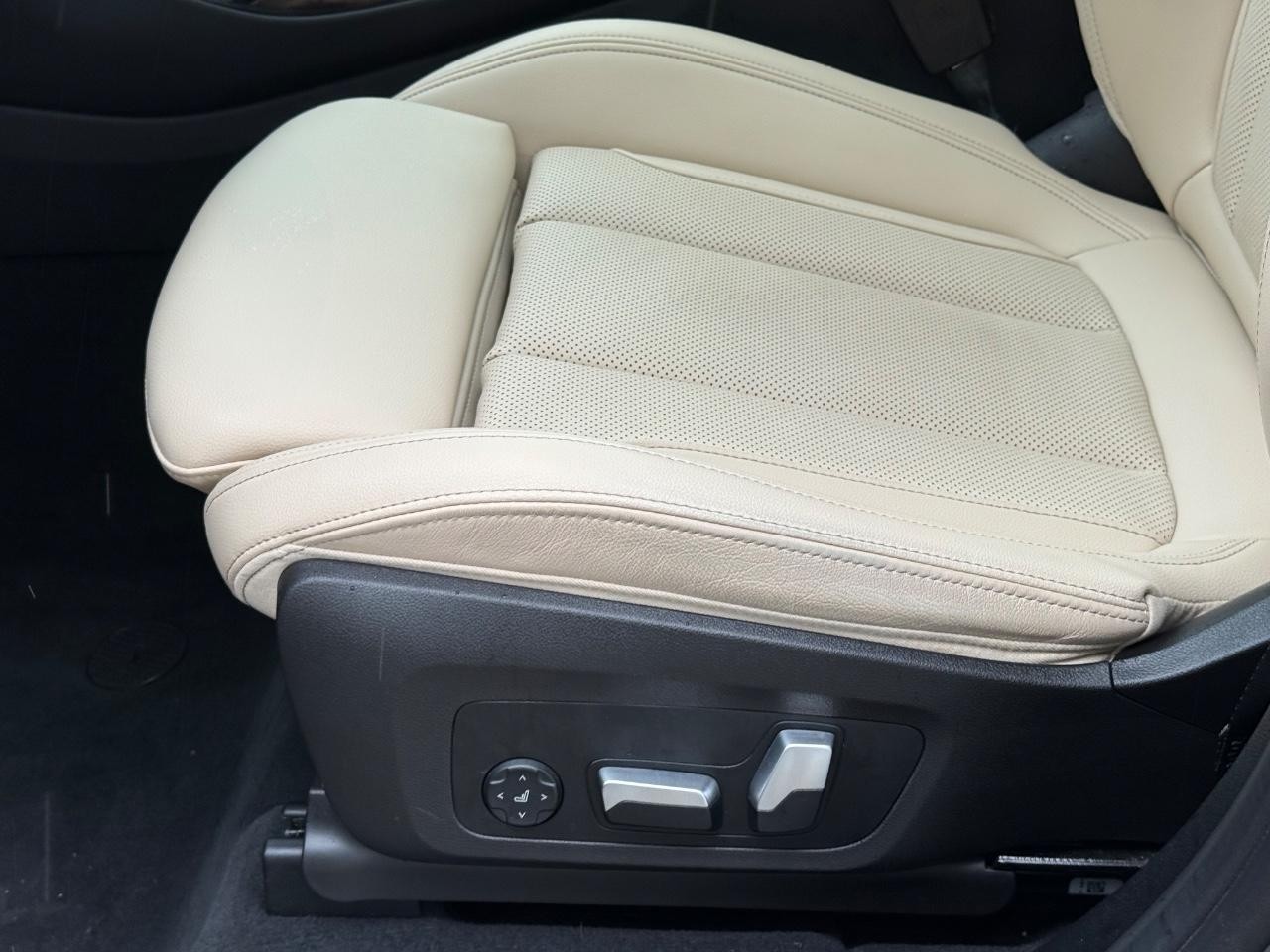 BMW X3 Vehicle Image 22