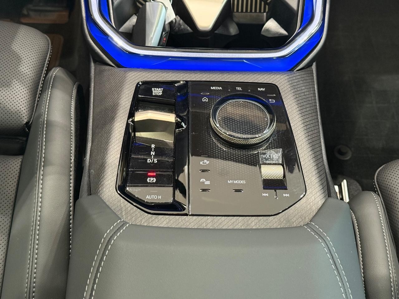 BMW X3 Vehicle Image 11