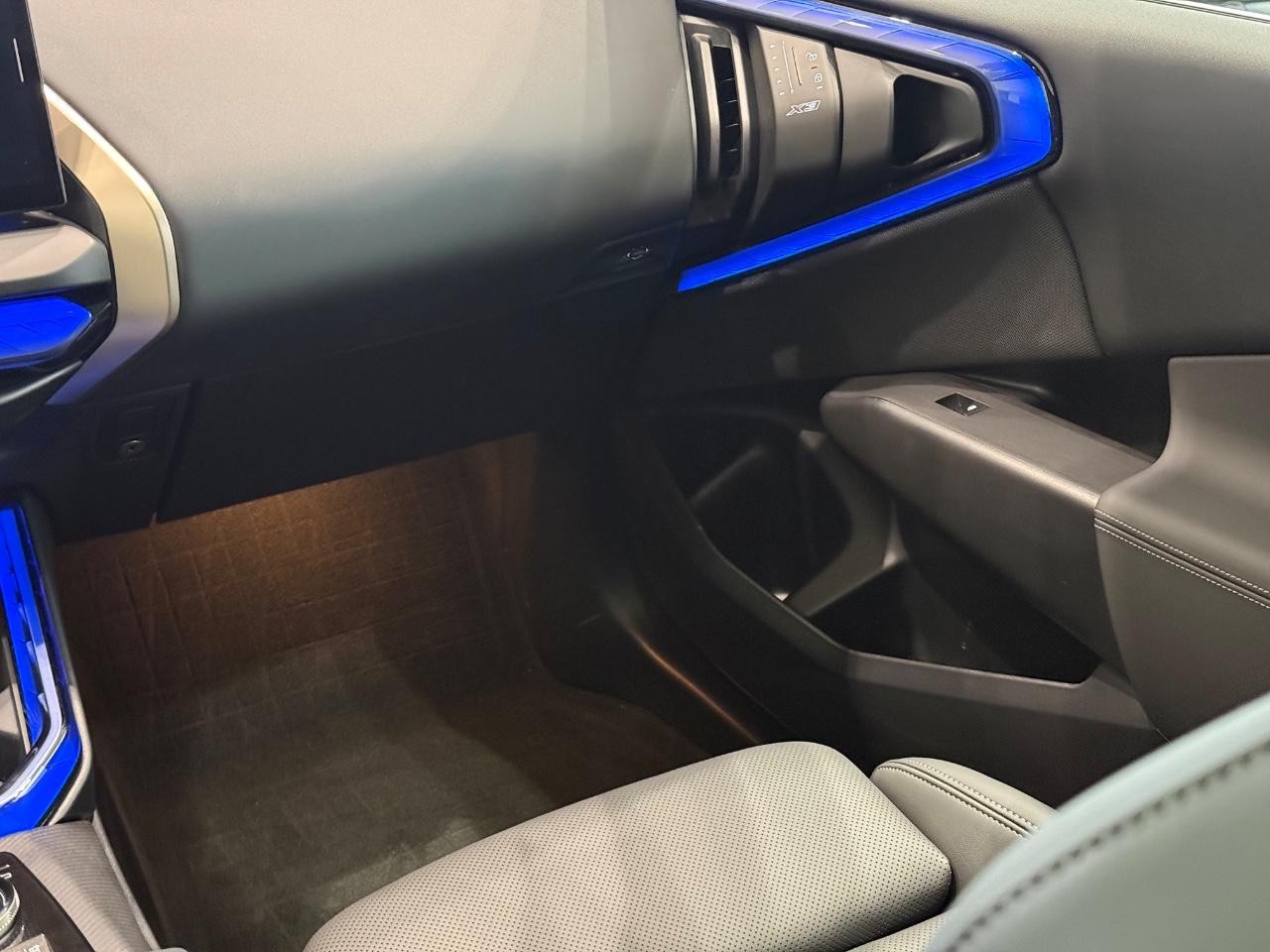 BMW X3 Vehicle Image 13