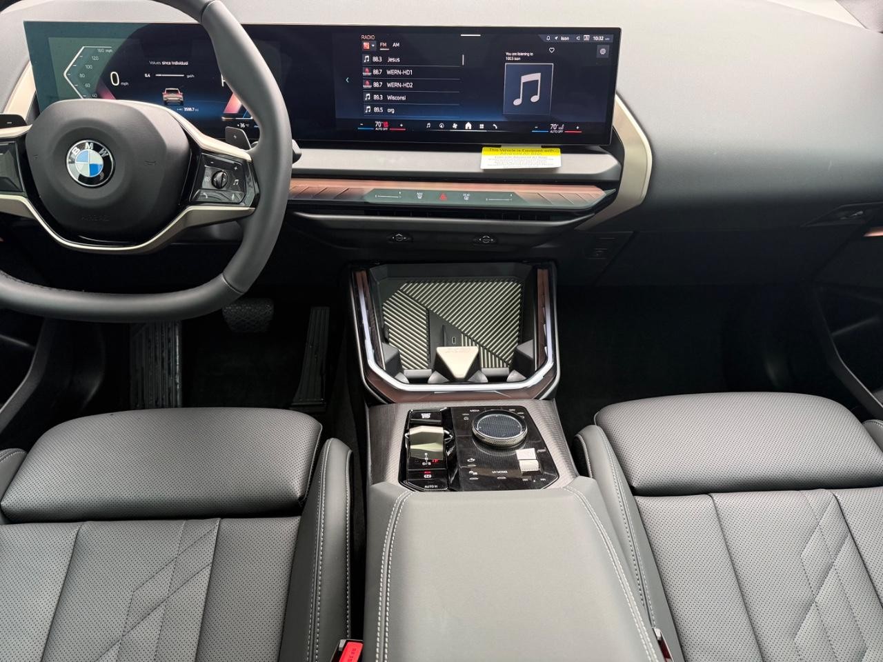 BMW X3 Vehicle Image 10