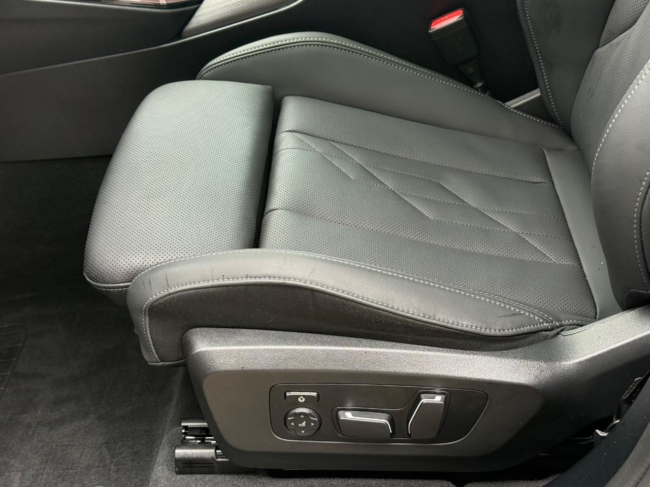 BMW X3 Vehicle Image 21