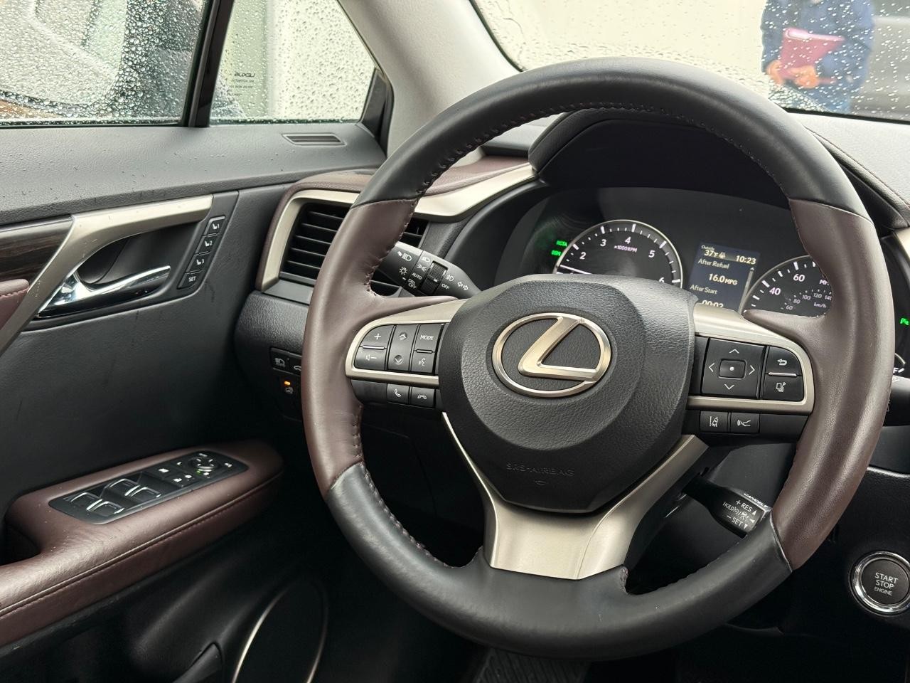 Lexus RX 350 Vehicle Image 13