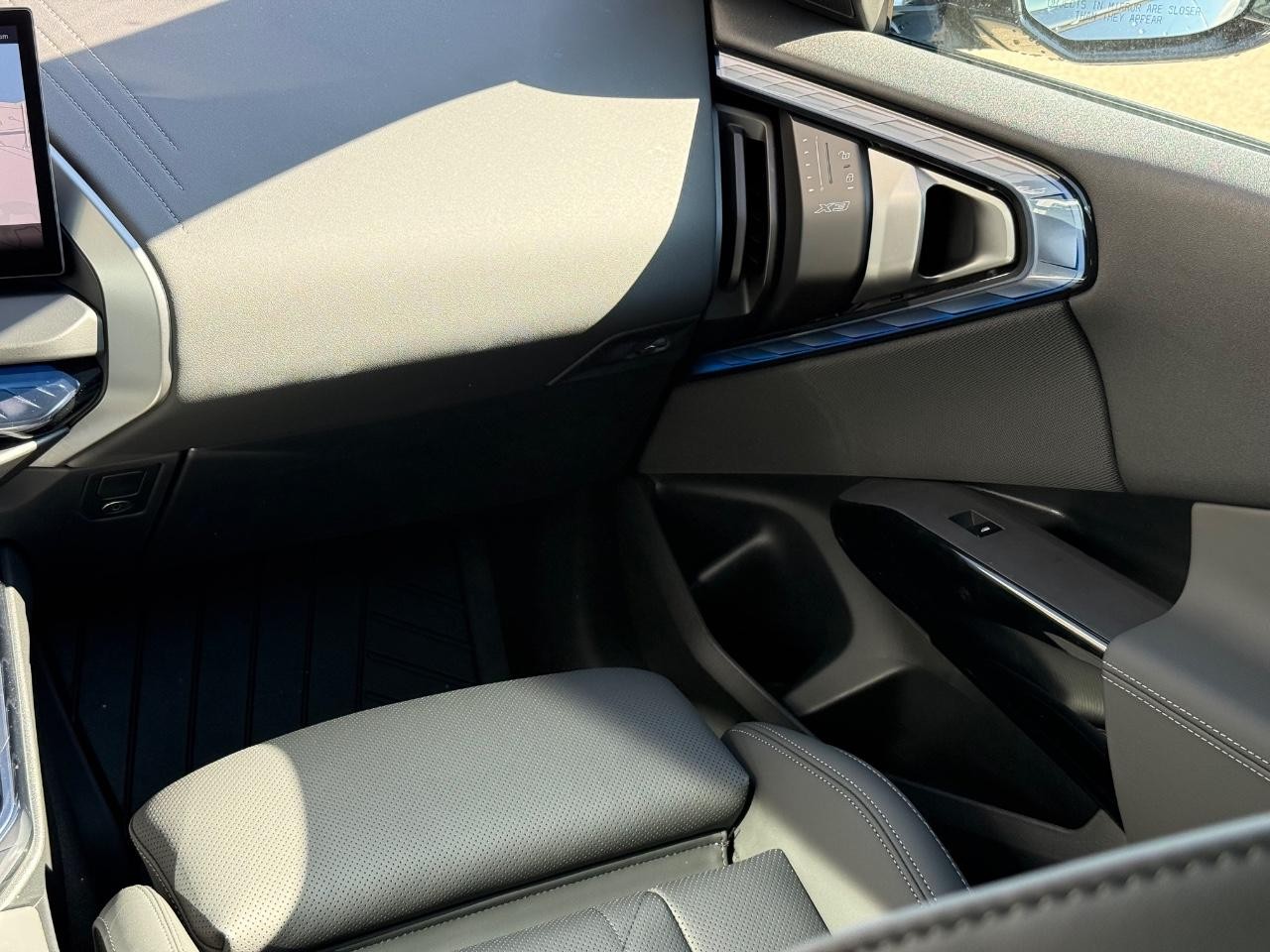 BMW X3 Vehicle Image 10