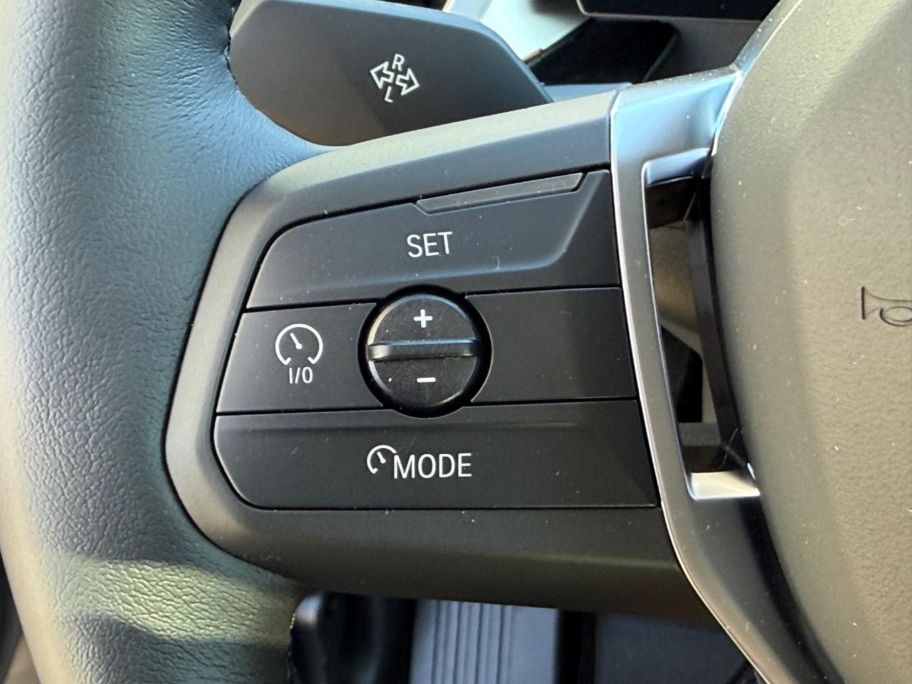 BMW X1 Vehicle Image 12