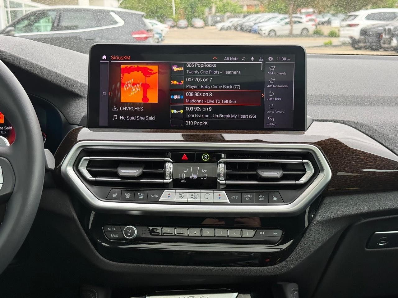 BMW X4 Vehicle Image 12