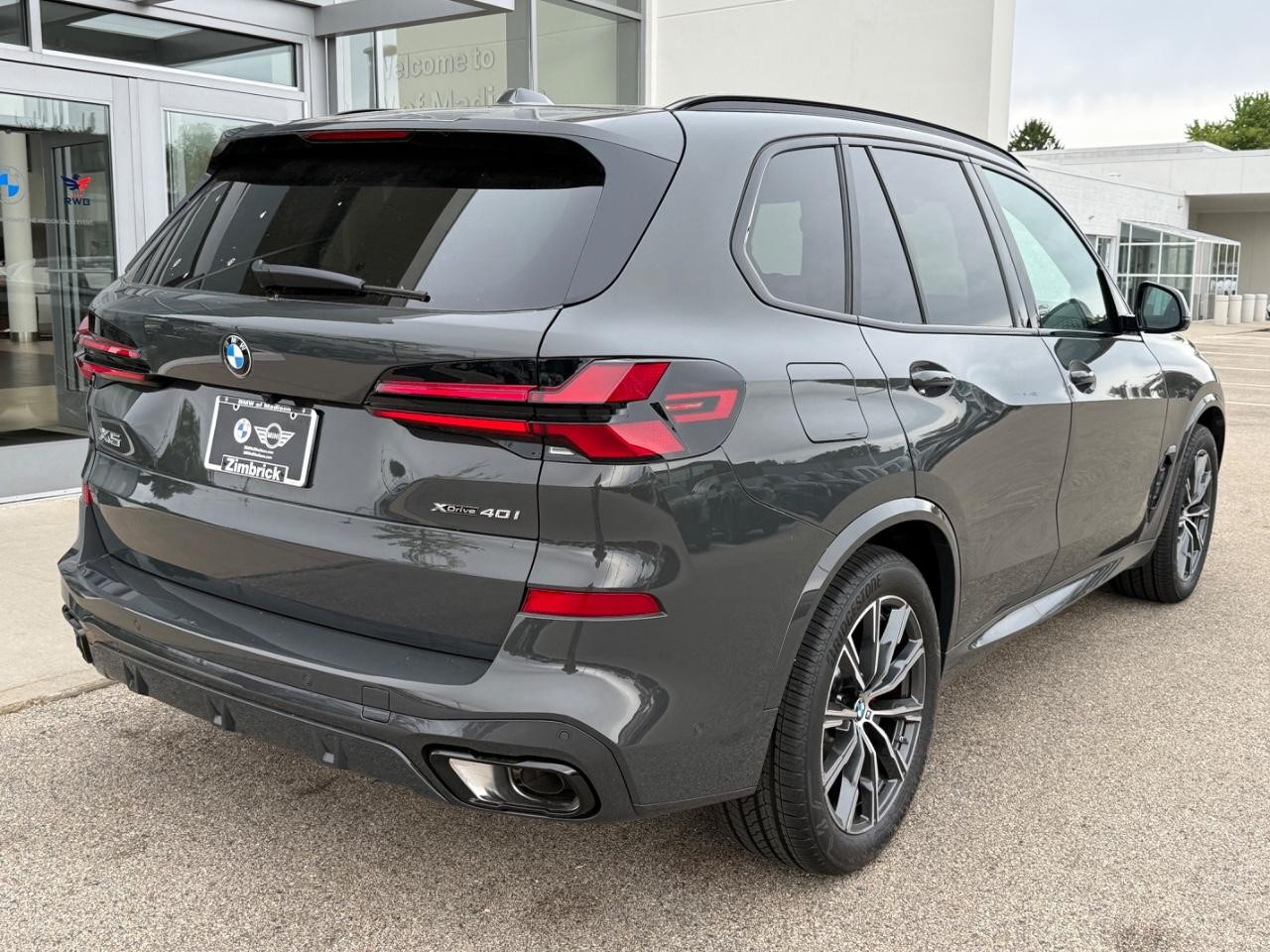 BMW X5 Vehicle Image 03