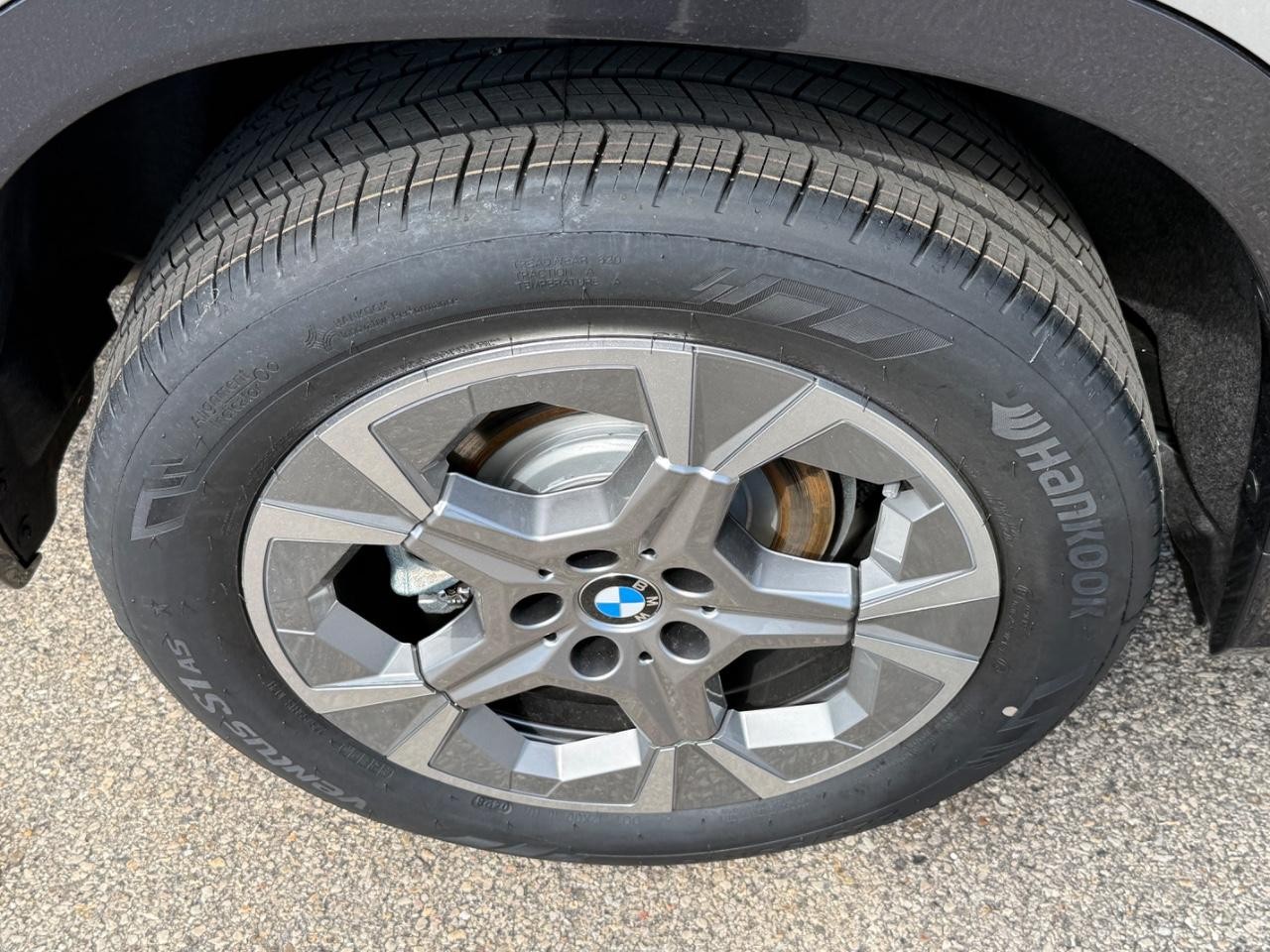 BMW X1 Vehicle Image 04