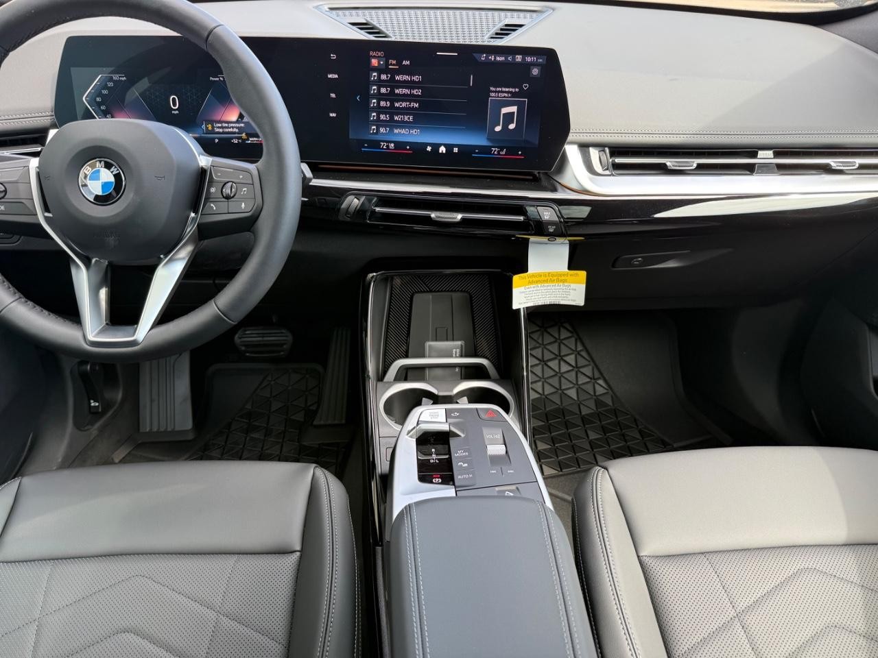 BMW X1 Vehicle Image 06
