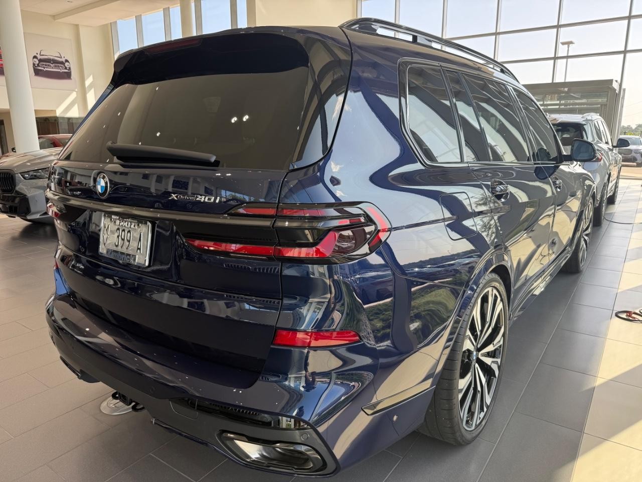 BMW X7 Vehicle Image 03