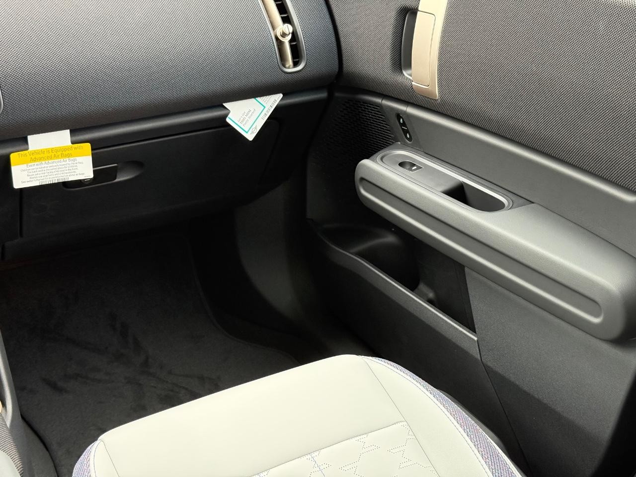 MINI Countryman Vehicle Image 11