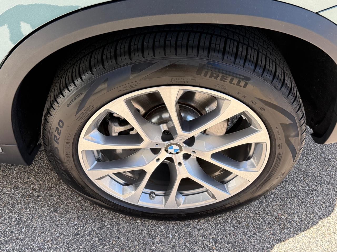 BMW X5 Vehicle Image 06