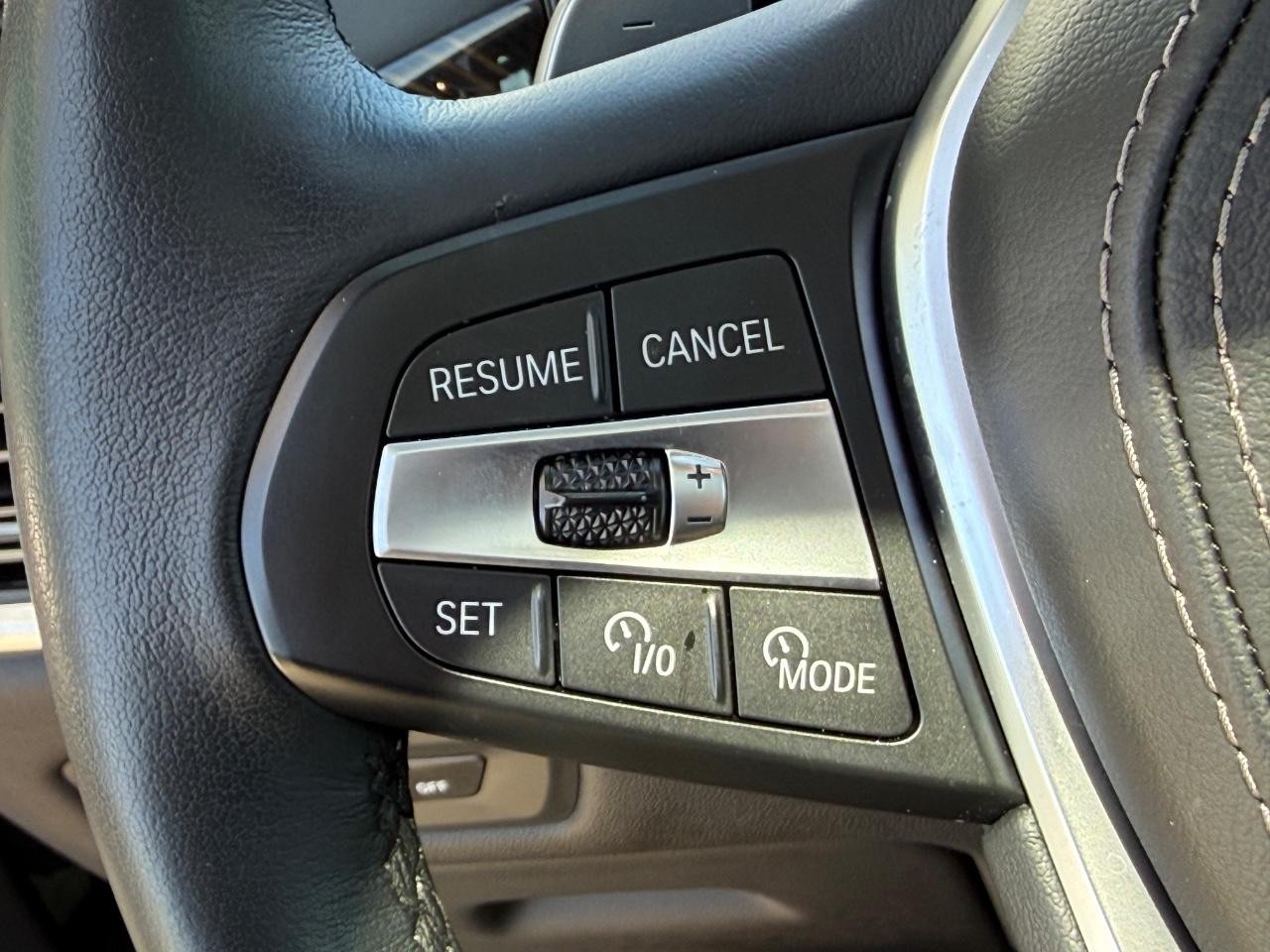 BMW X5 Vehicle Image 16