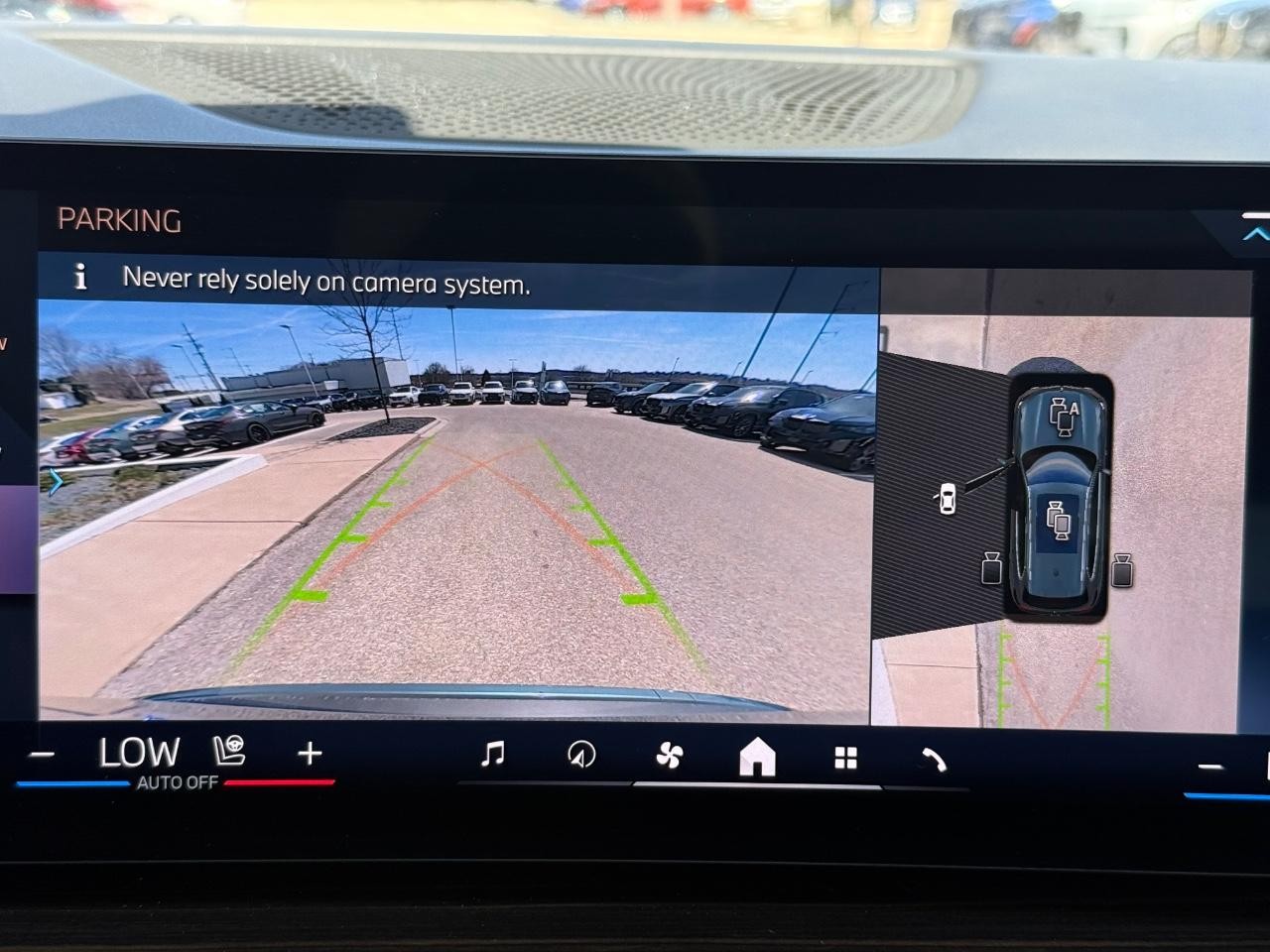 BMW X5 Vehicle Image 18