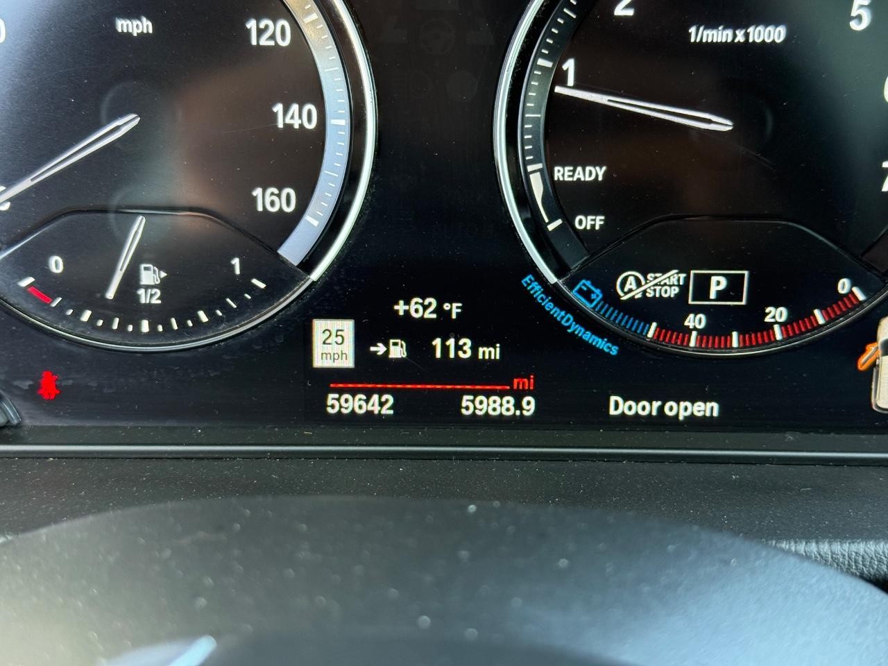 BMW X1 Vehicle Image 18