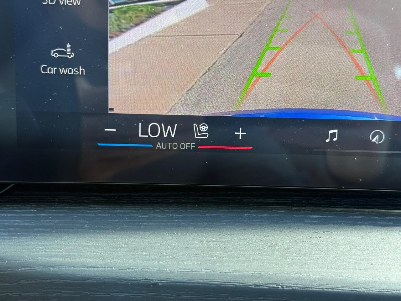 BMW i4 Vehicle Image 14