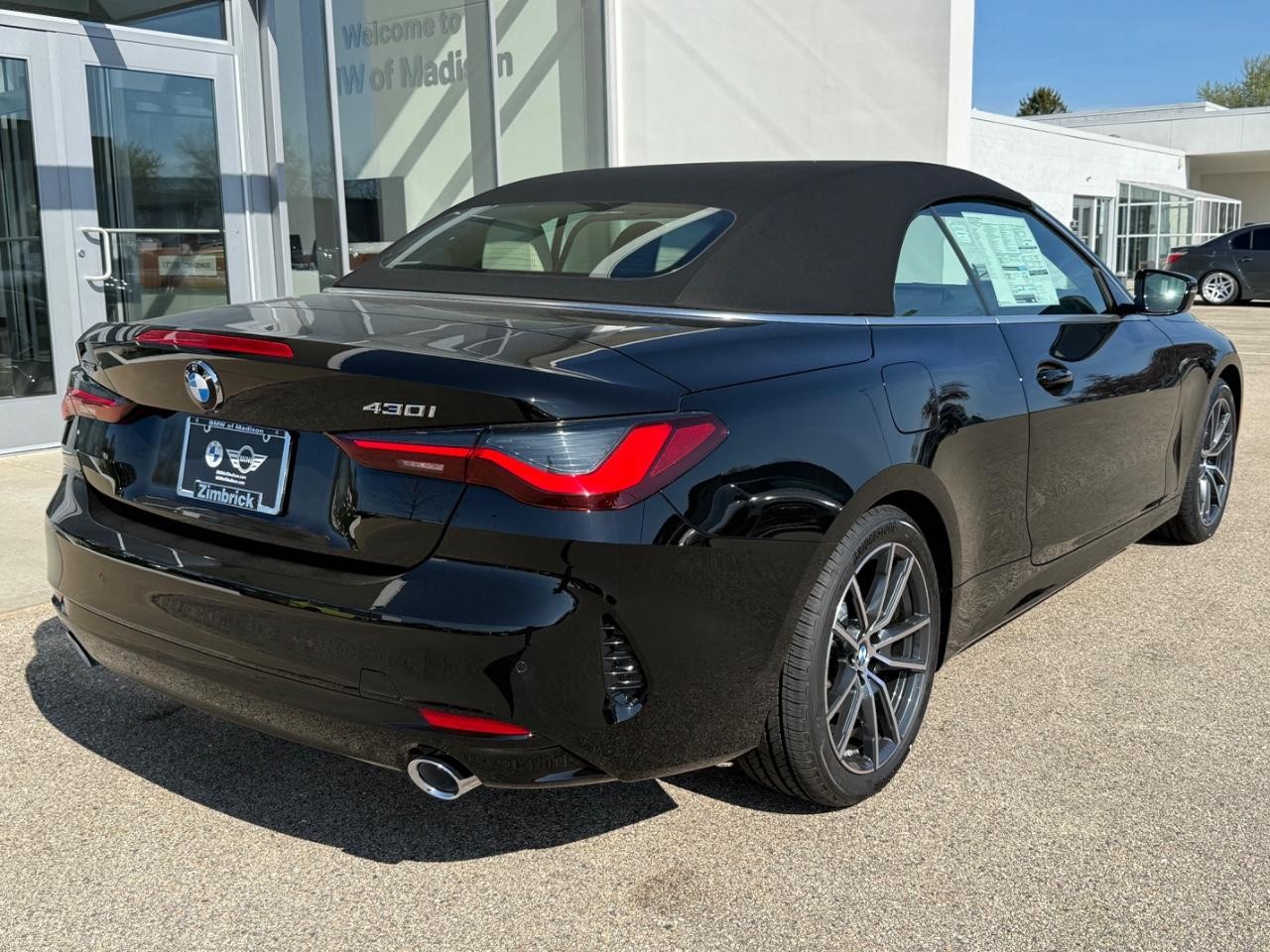BMW 4 Series Vehicle Image 03