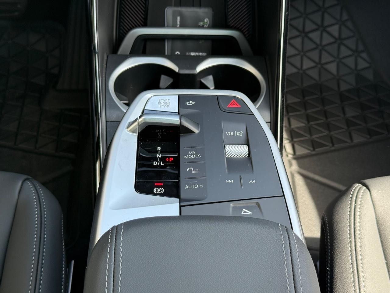 BMW X2 Vehicle Image 08