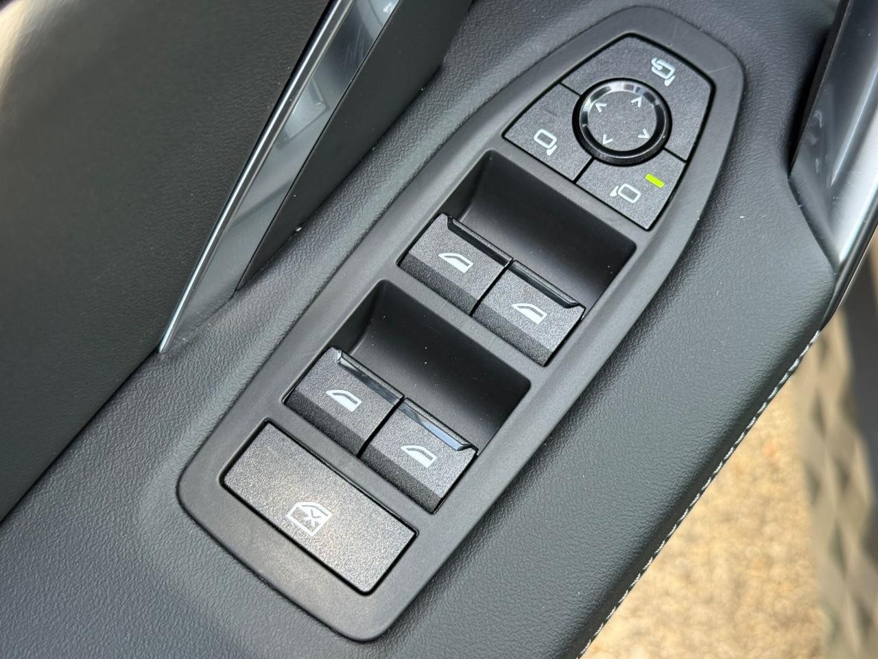 BMW X2 Vehicle Image 17