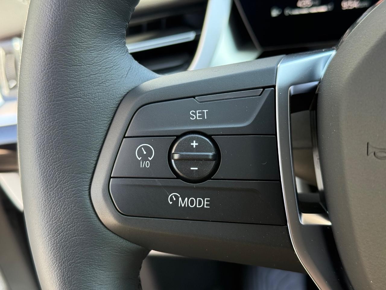 BMW X1 Vehicle Image 12