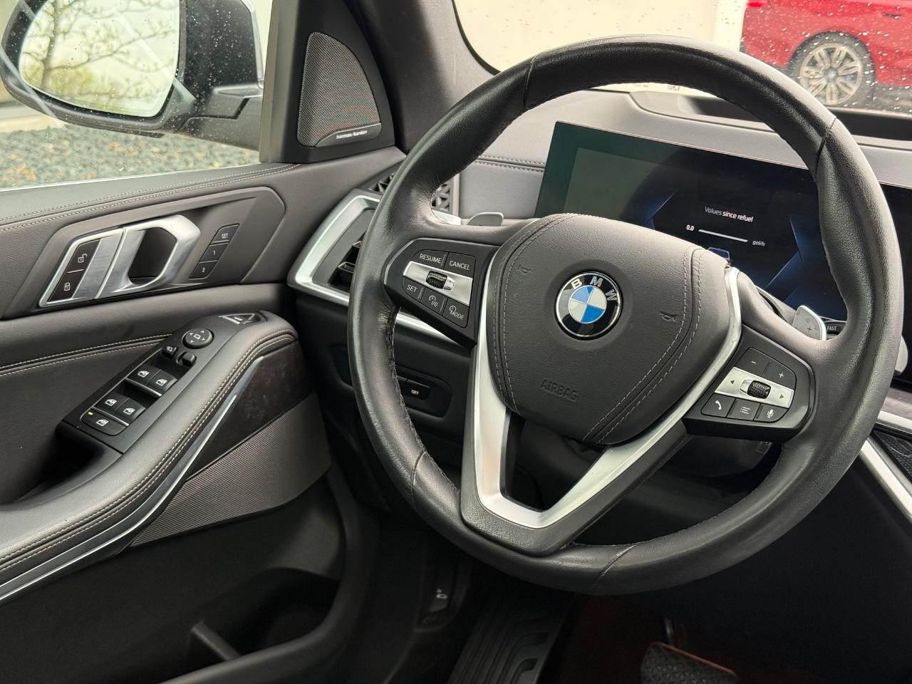BMW X5 Vehicle Image 14