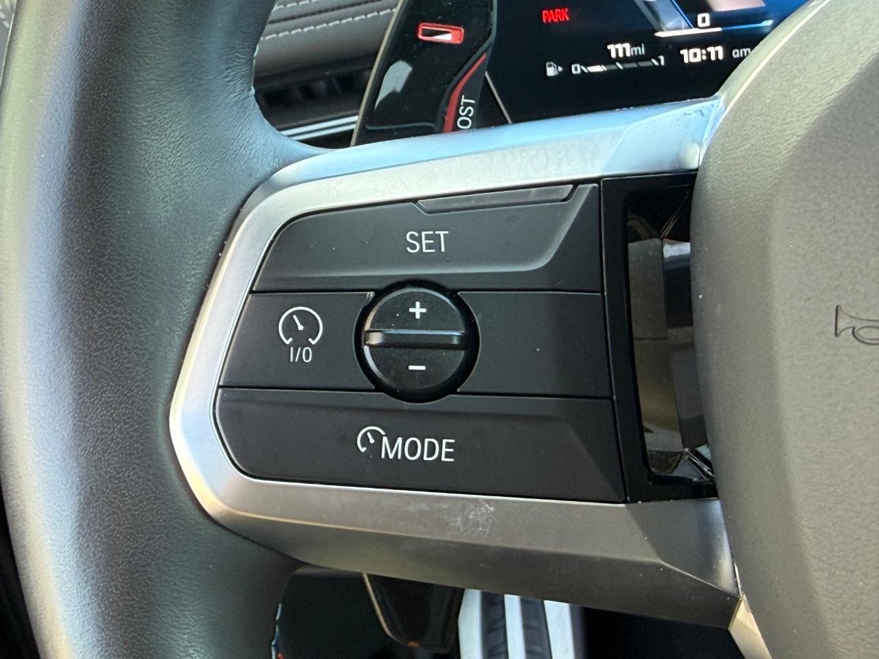 BMW X1 Vehicle Full-screen Gallery Image 16