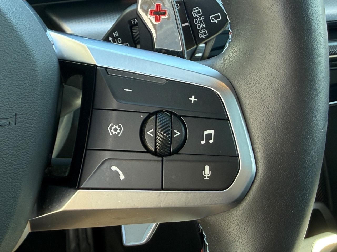 BMW X1 Vehicle Full-screen Gallery Image 17