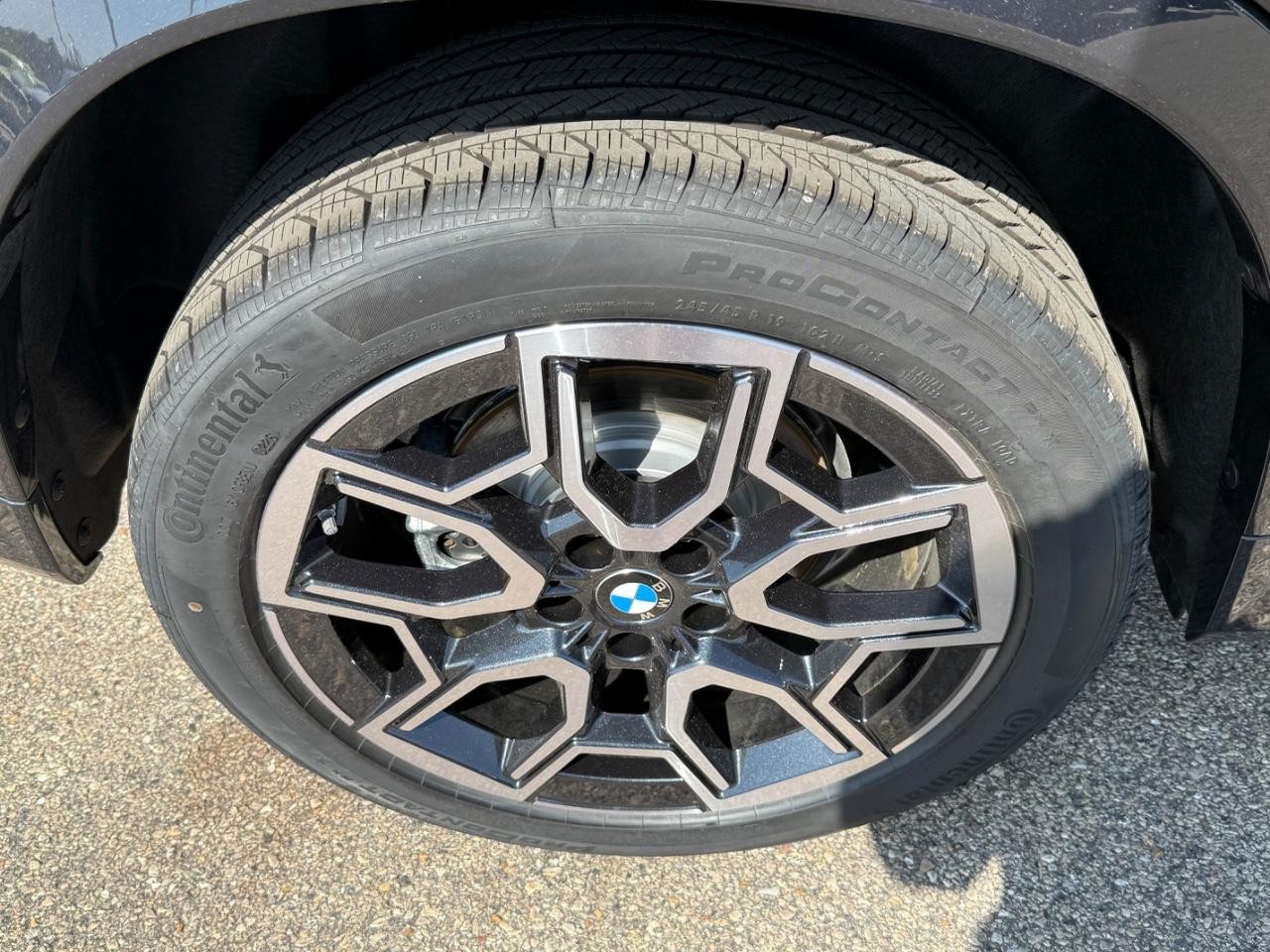 BMW X1 Vehicle Image 04
