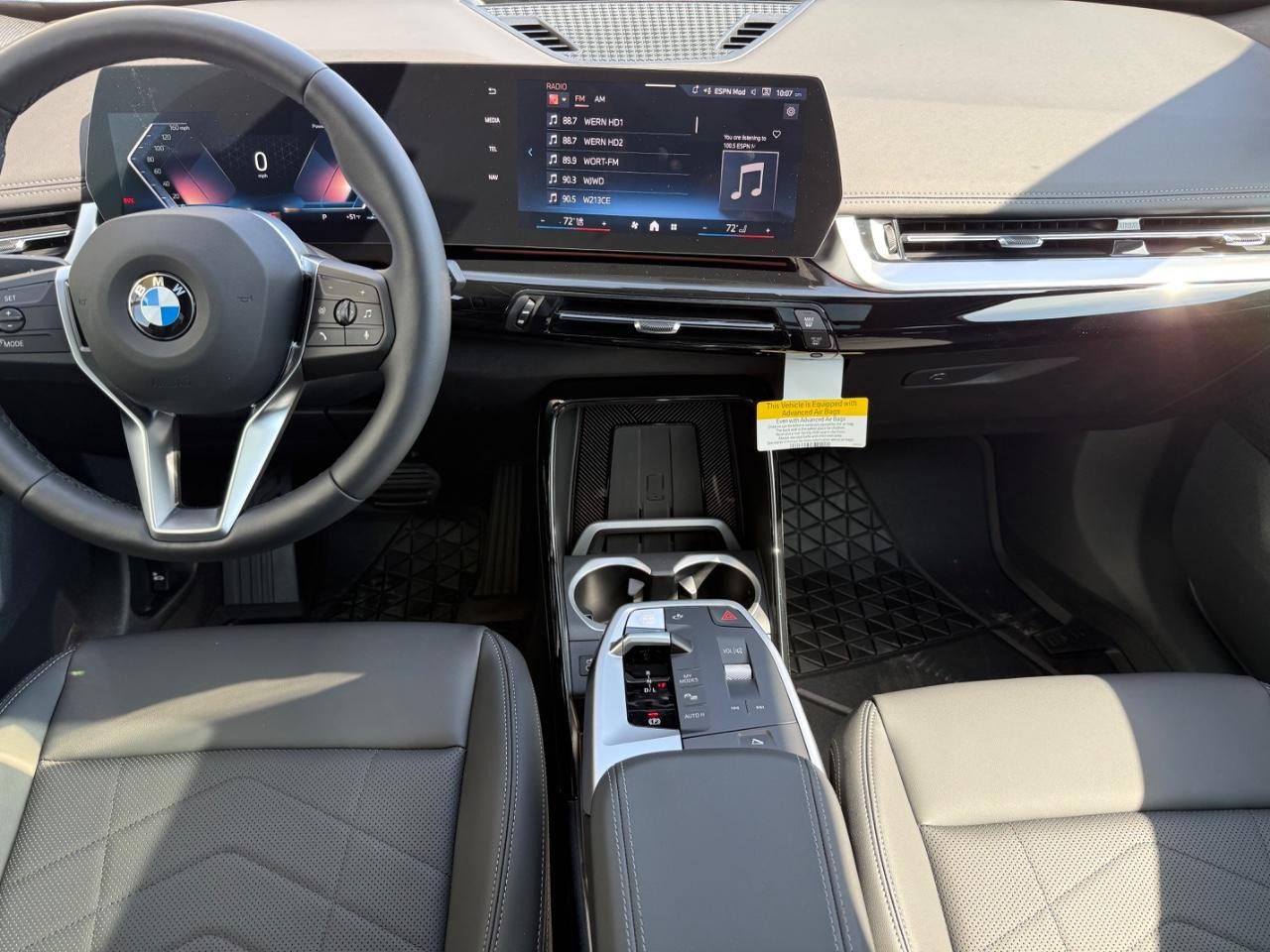 BMW X1 Vehicle Image 06