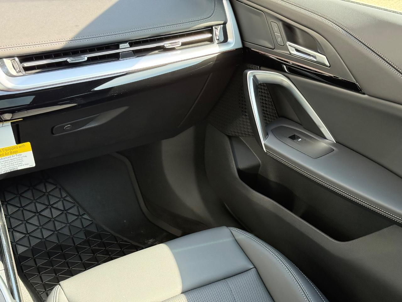 BMW X1 Vehicle Image 10