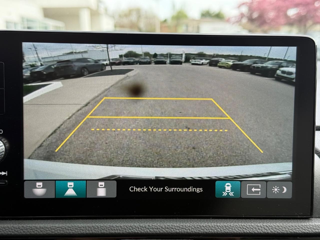 Honda CR-V Hybrid Vehicle Image 21