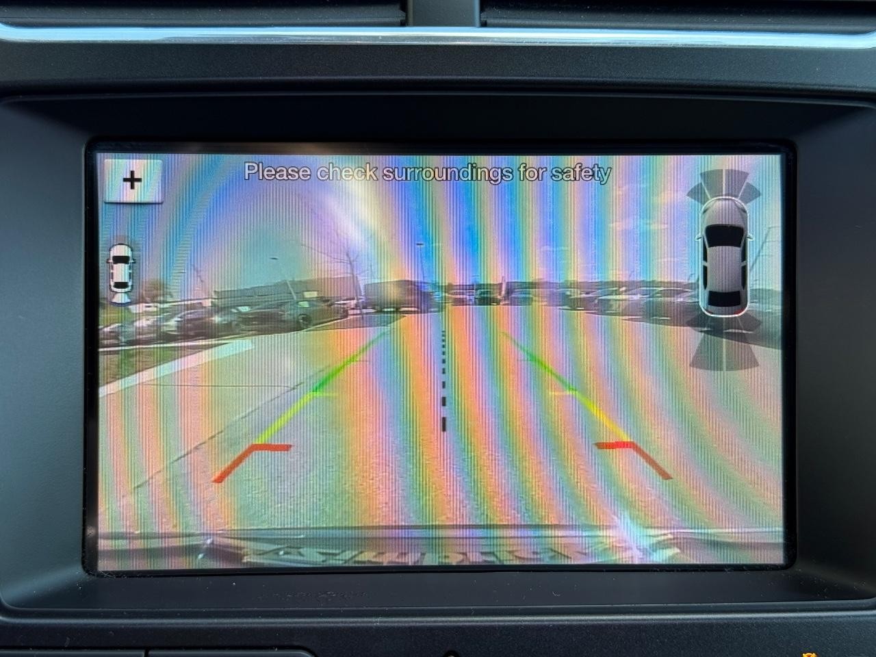 Ford Explorer Vehicle Image 21