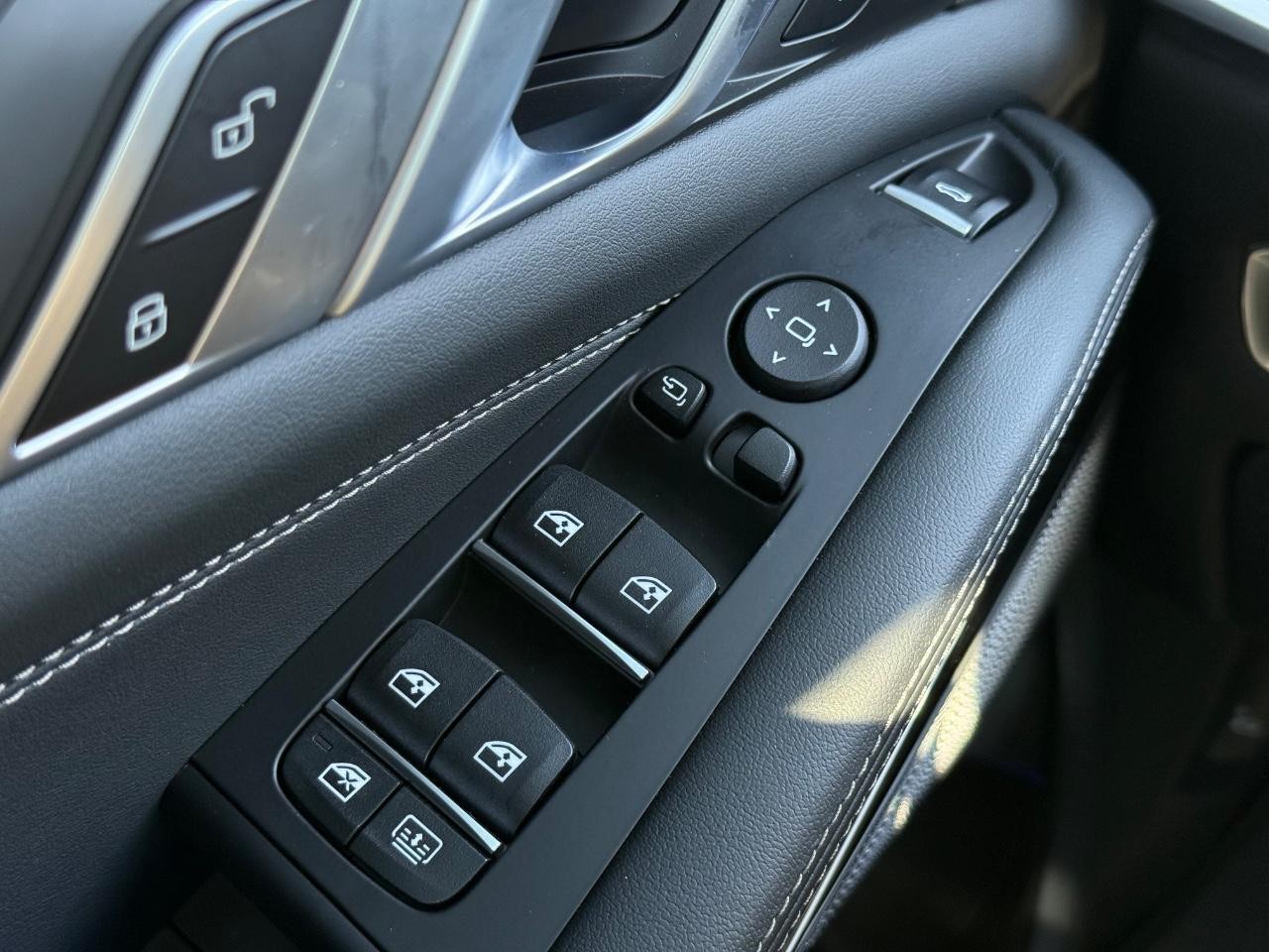 BMW X7 Vehicle Image 23