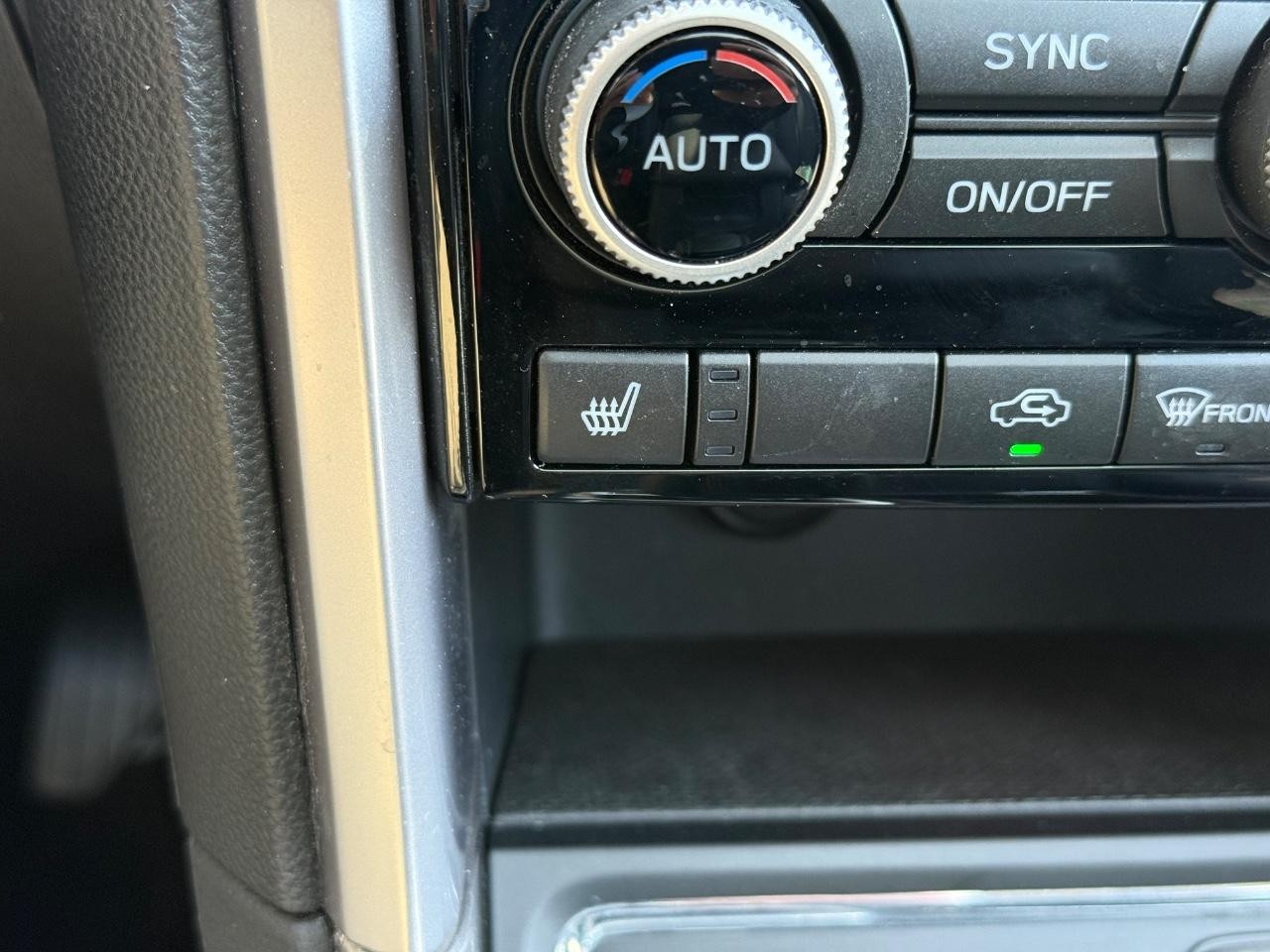 Subaru Ascent Vehicle Image 21