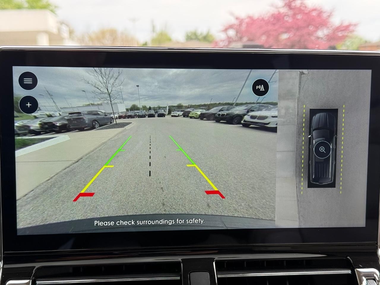 Lincoln Navigator Vehicle Image 21